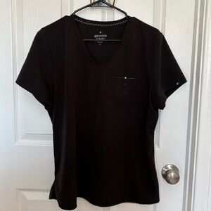 Beyond Scrubs Top - Black V-Neck Short Sleeve  Large